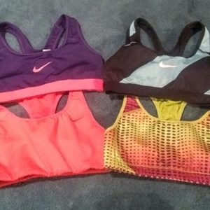 Women's NIKE SPORTS BRAS lot of **4** XS L@@K